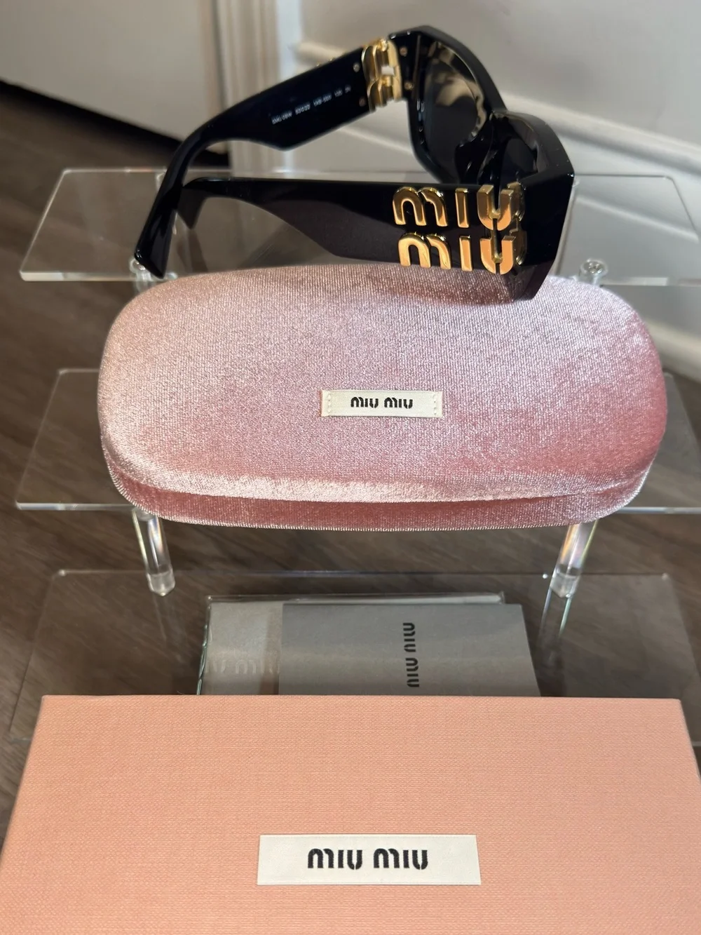 Miu Miu Logo Glimpse Rectangular Sunglasses SMU 09W
